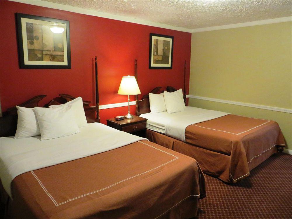 Village Haven Inn & Extended Stay Clarence 외부 사진